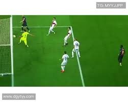 孔帕尼：凯恩和对手的手臂位置几乎一样，这种情况不该判点球